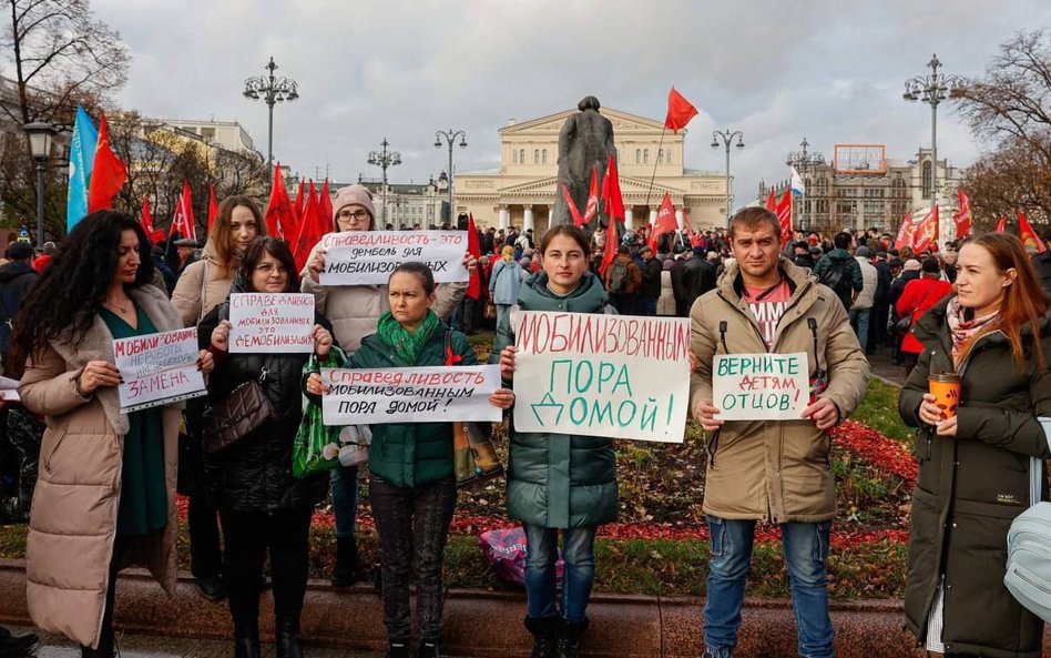 7 listopada. Protest podczas wiecu Komunistycznej Partii Federacji ROsyjskiej