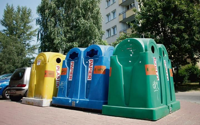 Polacy muszą odzyskiwać więcej ze śmieci, ale nie wiedzą, jak je segregować