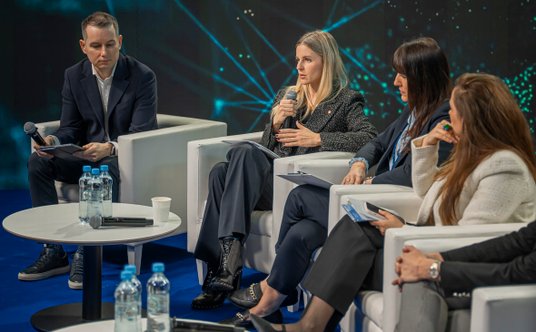 Od lewej: Łukasz Antkiewicz, Lider Open For Business w Polsce, Aleksandra Gajewska, Sekretarz Stanu,