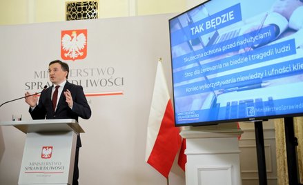 Minister sprawiedliwości, prokurator generalny Zbigniew Ziobro podczas konferencji prasowej pt. "Prz
