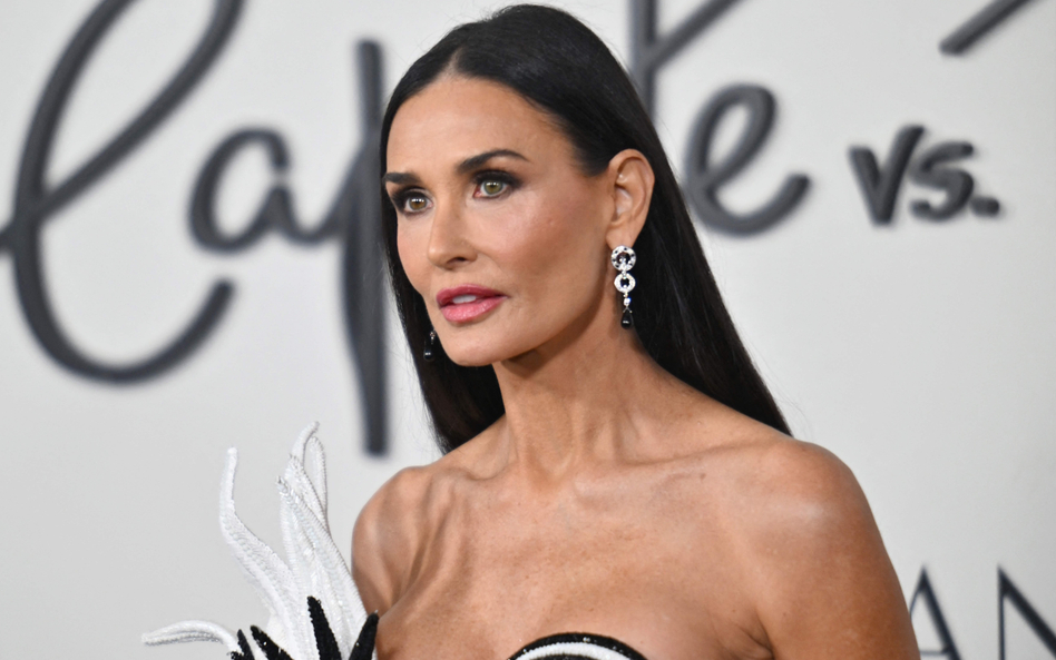 Demi Moore mimo że od lat nie jest żoną Bruce'a Willisa, pozostaje z  nim w bardzo dobrych relacjach