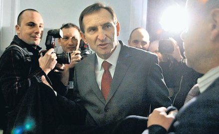 Przesłuchanie bez dziennikarzy to wątpliwy zysk dla Ryszarda Sobiesiaka. Teraz dwa razy będzie bohat