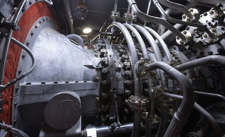 Gazprom twierdzi, że przesył gazu zmniejszono ze względu na wywołane sankcjami opóźnienia w serwisie