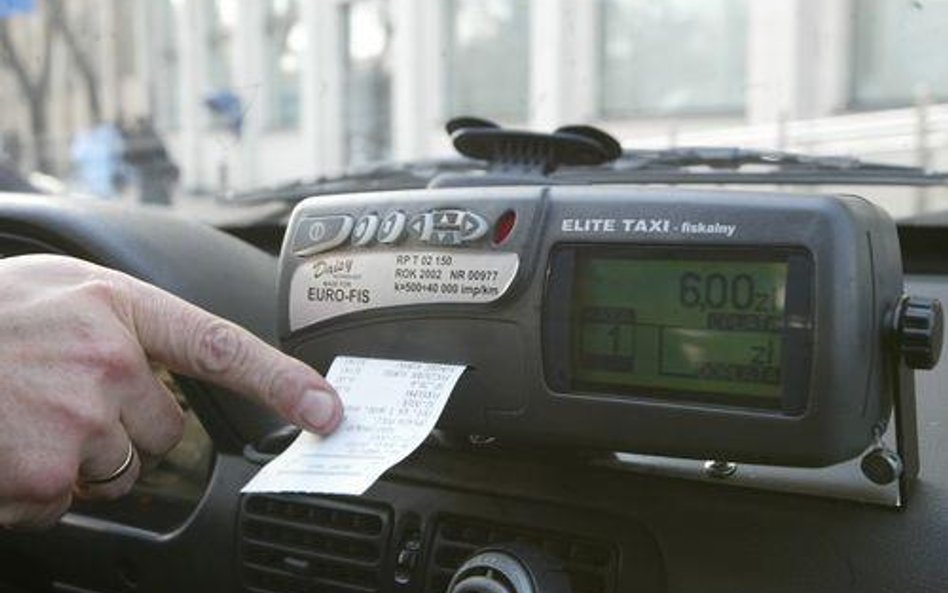 Najwięcej problemów czeka osoby pracujące w noc sylwestrową, np. taksówkarzy