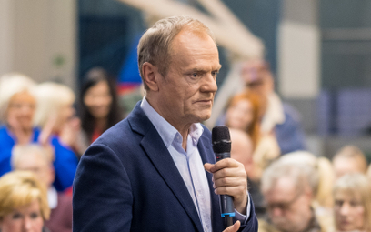 Donald Tusk podczas spotkania z wyborcami w Sosnowcu.