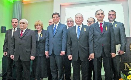 Członkowie Rady Polityki Pieniężnej, która zakończyła działalność, zostali uhonorowani przez prezesa