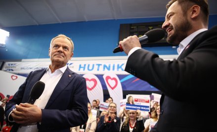 Kampania samorządowa 2024. Premier Donald Tusk i kandydat na prezydenta miasta Krakowa Aleksander Mi