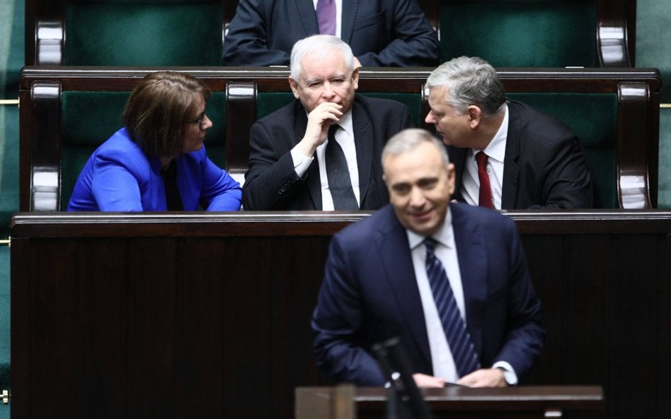 Grzegorz Schetyna przyznaje, że galę MMA przed Białym Domem ocenia podobnie jak Jarosław Kaczyński