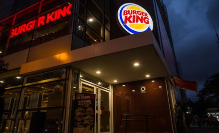 Burger King wprowadza wegańskie nuggetsy i chce być w połowie wegański
