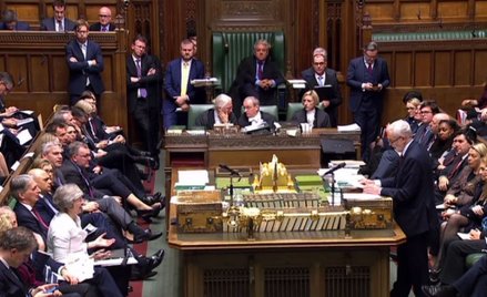 May do Corbyna: Nie mogę wykluczyć brexitu bez umowy