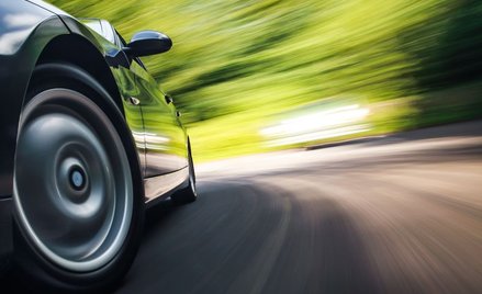 Niemcy: Kierowca stracił prawo jazdy po 49 minutach