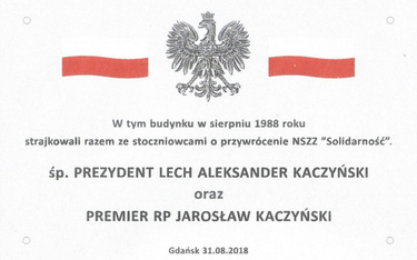 "Solidarność": Tablica Kaczyńskich jak instrukcja BHP