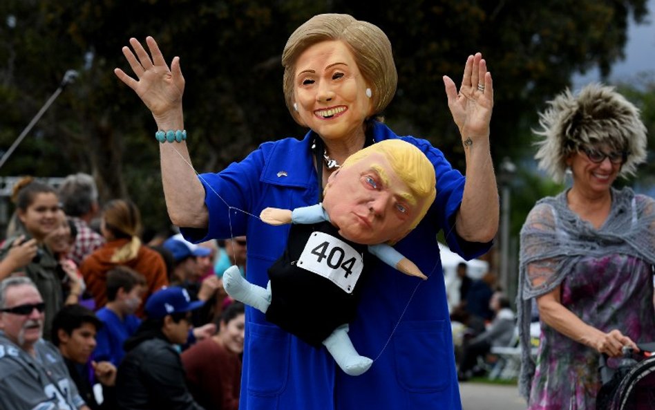 Przed wyborami w USA: Głosuj na Clinton albo zabiorę ci telefon