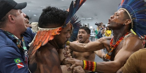 Rdzenni mieszkańcy Brazylii wdarli się do kompleksu, w którym odbywa się COP30