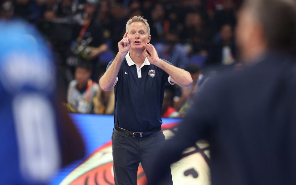 Trener Steve Kerr (na zdjęciu) na tegoroczne mistrzostwa świata zabrał zespół złożony z debiutantów 