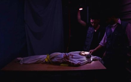 3. Ciało syryjskiego dziecka zabitego podczas ostrzału Damaszku