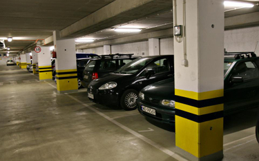 Parkowanie auta poza siedzibą spółki i odliczanie 100 proc. VAT