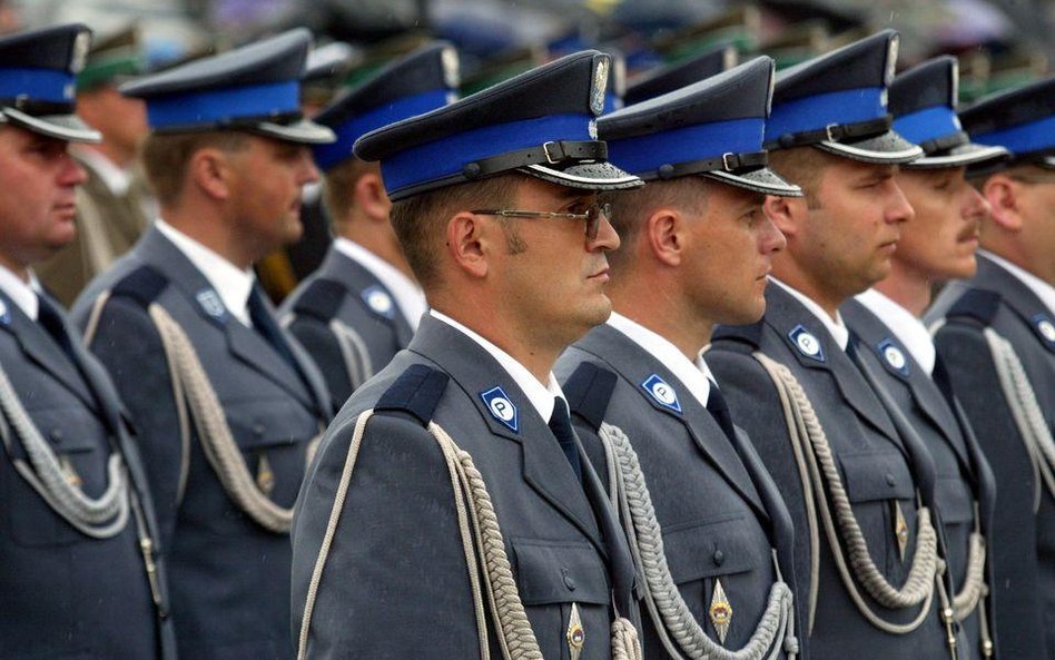 Dochodowy terror dla policji