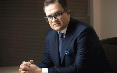 Michał Krupiński pełni obowiązki prezesa Banku Pekao od połowy czerwca tego roku i czeka na zgodę KN
