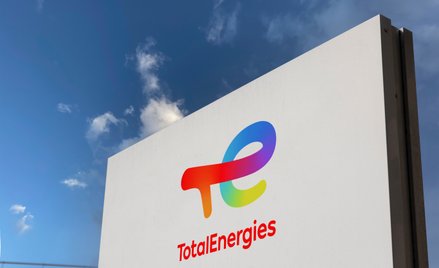 CGT zrywa negocjacje z Totalem, CFDT i CFE-CGC porozumiały się
