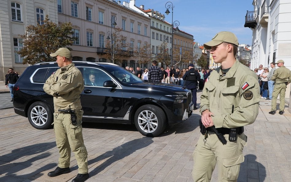 Rosyjskie drony przy granicy Polski. Karol Nawrocki spotka się z szefem MON