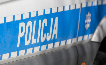 Policjant za łapówki pomagał w zwolnieniu z kwarantanny