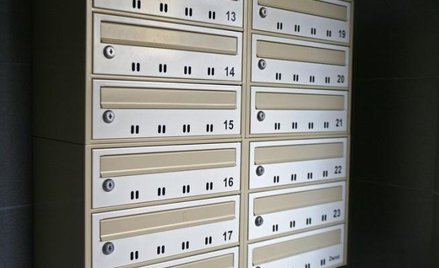 Spełniająca unijne standardy skrzynka pocztowa