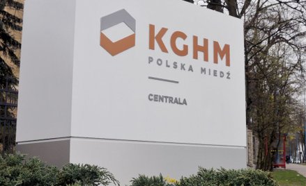 Zagranica apeluje, KGHM pręży muskuły