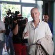 Były ordynator Oddziału Chirurgii w Szpitalu Południowym dr Emil Jędrzejewski w drodze na kolejne pr
