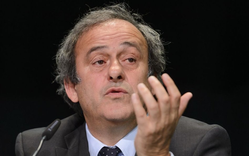 Prezydent UEFA Michel Platini podczas konferencji prasowej przed 65. kongresem FIFA