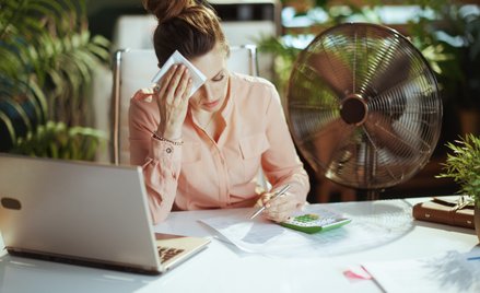 Gorący temat wysokich temperatur w firmie. Konieczne zmiany przepisów