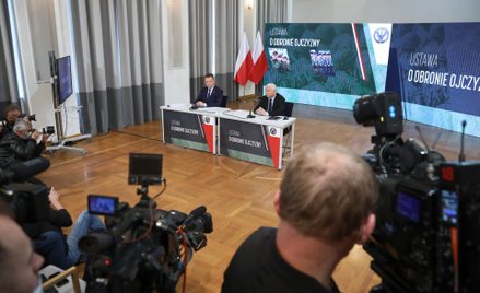 Konferencja Mariusza Błaszczaka i Jarosława Kaczyńskiego