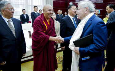 Ambasador USA wzywa Pekin do dialogu z Dalajlamą