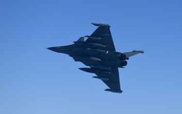 Francuski myśliwiec patroluje niebo nad Polską