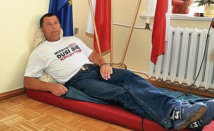 Strajkujący wójt gminy Ełk Antoni Polkowski