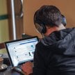 Platformy cyfrowe wychowują młodzież – mówi dr Konrad Ciesiołkiewicz