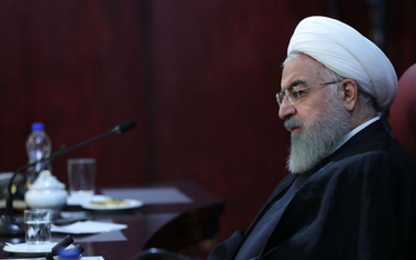 Iran: Dumnie ominiemy nielegalne sankcje USA