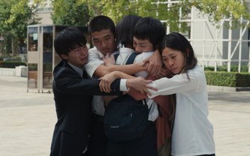 Kadr z filmu "Happyend", reż. Neo Sora, Japonia, 2024. To jeden z filmów, które będzie można obejrze