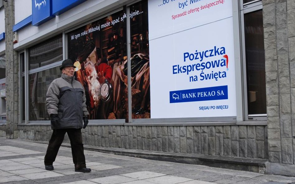 Duży wzrost depozytów i kredytów