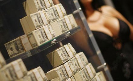 Na świecie przybywa milionerów