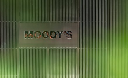 Agencja Moody’s zdecydowała w sprawie ratingu Polski. Wspomina też o wecie prezydenta ws. SAFE