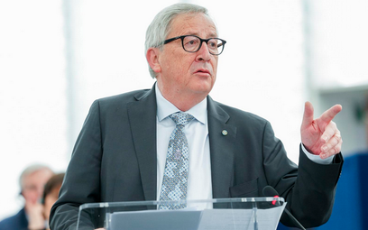 Debata nad manifestem Junckera