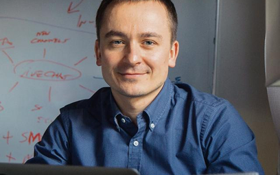 Kapitalizacja giełdowa LiveChatu wynosi obecnie 650 mln zł. Spółką zarządza Mariusz Ciepły.