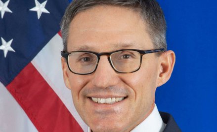 Derek Chollet: Demokracja ożywia polsko-amerykańskie partnerstwo, a jej fundamentem jest wolność pra