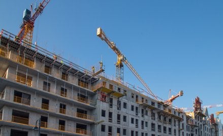 Zaciska się pętla wokół budujących pseudomieszkania i hotele „na papierze”