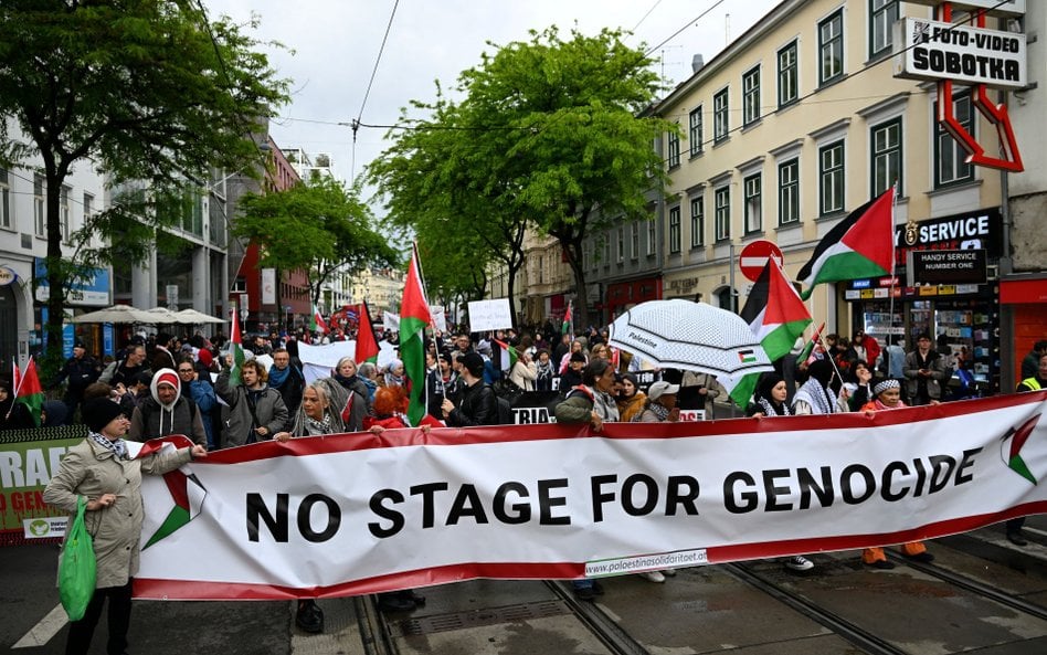 Protesty w Wiedniu przed finałem Eurowizji.