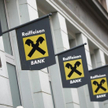 Raiffeisen Polbank wychodzi na plus