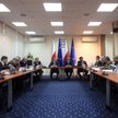 Luty 2012, premier spotyka się z Komisją Trójstronną w sprawie podniesienia wieku emerytalnego. Dial