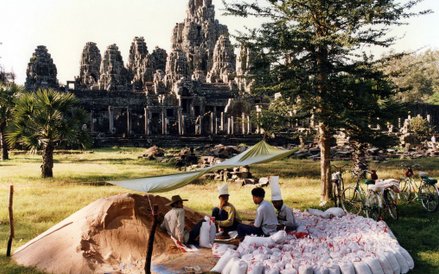 Prace rekonstrukcyjne w świątyni-mauzoleum Bajon wzniesionej ok. 1200 r.