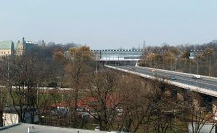 Wizualizacja Muzeum Historii Polski w Warszawie (wąski budynek nad Trasą Łaziennkowską)